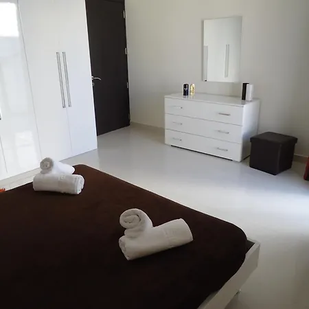 Shamrock Flats Mellieħa