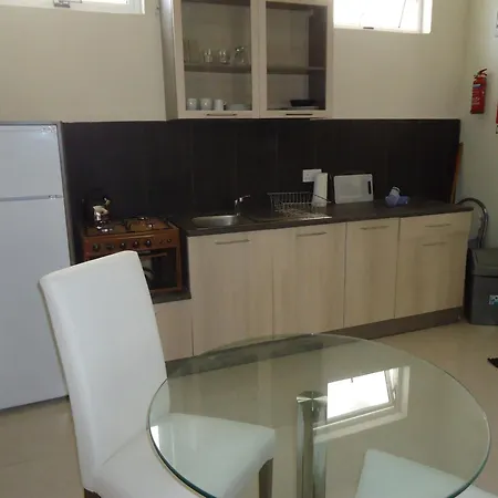 Shamrock Flats Mellieħa