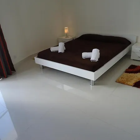 Shamrock Flats Appartement Mellieħa