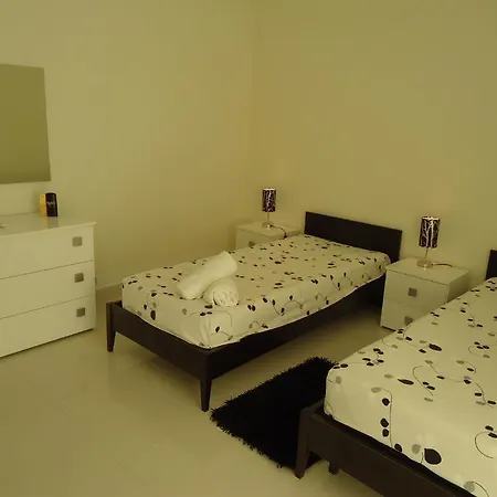 Shamrock Flats Appartement Mellieħa