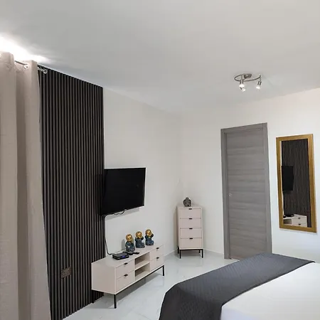 Shamrock Flats Mellieha